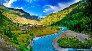 Kashmir Tour Package  5 nights / 6 days