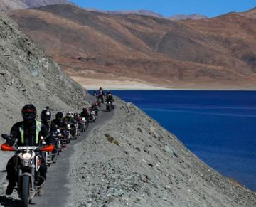 Best 7 Days 6 Nights Pangong Lake Holiday Package