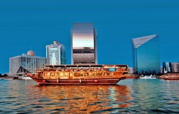 5 Days Dubai to Kerala Luxury Tour Package