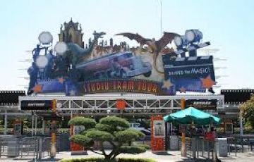 7 Days 6 Nights Delhi to HongKong Vacation Package