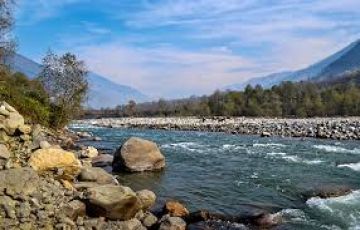 Pleasurable 6 Days Delhi to Solang Valley Beach Tour Package