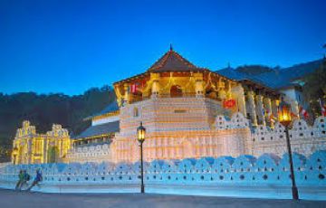 Ecstatic 4 Days 3 Nights Colombo Beach Tour Package