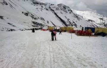 4 Days Delhi to Local Manali Weekend Getaways Holiday Package