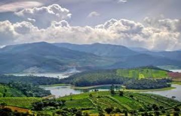 Heart-warming 7 Days 6 Nights Ooty, Coorg, Bangalore and Mysuru Holiday Package