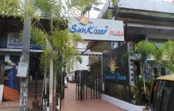 Experience 4 Days 3 Nights Delh Goa Luxury Trip Package