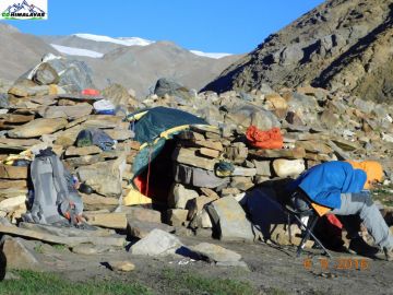 Pleasurable 11 Days Kheerganga Honeymoon Trip Package