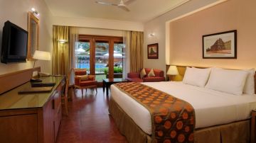 Beautiful Goa Honeymoon Tour Package for 5 Days
