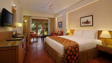 Beautiful Goa Honeymoon Tour Package for 5 Days