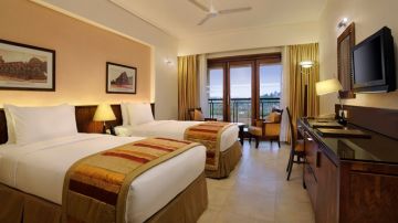 Beautiful Goa Honeymoon Tour Package for 5 Days