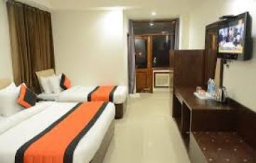 Experience 8 Days 7 Nights Katra Honeymoon Vacation Package