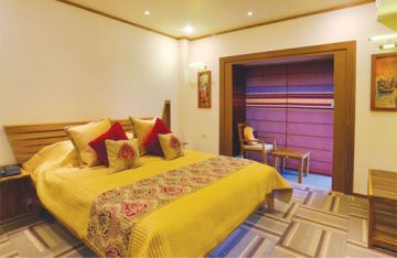 3 Days 2 Nights Ramnagar Wildlife Holiday Package