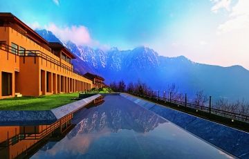 Beautiful 7 Days 6 Nights Gulmarg Romance Holiday Package