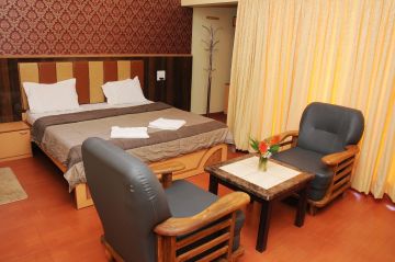 4 Days Coimbatore, Ooty, Coonoor with AVALANCHI Hill Stations Trip Package