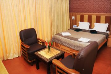 4 Days Coimbatore, Ooty, Coonoor with AVALANCHI Hill Stations Trip Package