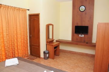 4 Days Coimbatore, Ooty, Coonoor with AVALANCHI Hill Stations Trip Package