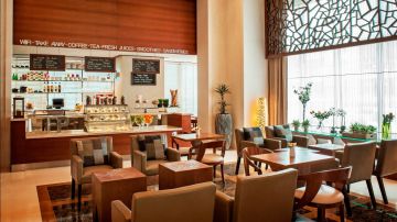 Ecstatic 5 Days India to Gold Souk Trip Package