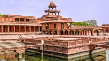 Memorable 4 Days 3 Nights Jaipur, Agra and Fatehpur Sikri Monument Vacation Package