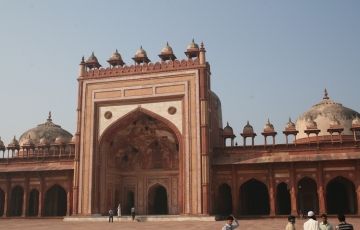 Amazing 2 Days 1 Night Agra Holiday Package