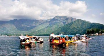 Heart-warming 9 Days Kashmir River Vacation Package