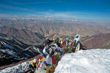 Memorable 8 Days Leh to Stok Village Offbeat Trip Package