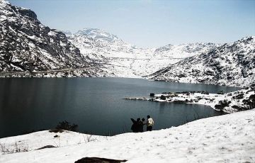 Memorable 12 Days 11 Nights Gangtok Friends Holiday Package