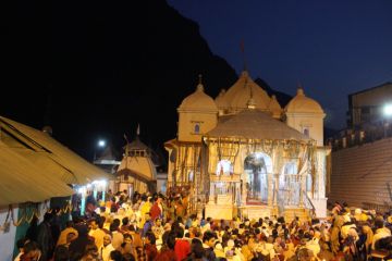 9 Days 8 Nights Uttarkashi Shopping Trip Package