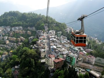 4 Days Gangtok and Darjeeling Monastery Vacation Package
