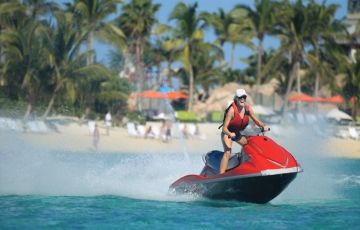 Experience 4 Days 3 Nights Goa Water Activities Tour Package