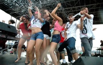 Goa Pool Party Group