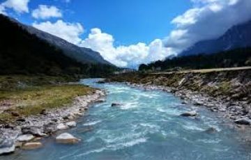 Experience 7 Days 6 Nights Gangtok, Lachen with Lachung Tour Package