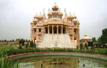 Beautiful 7 Days 6 Nights Somnath Vacation Package