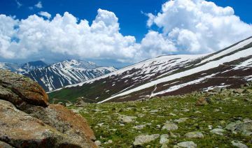 Family Getaway 6 Days Ranikhet Romance Vacation Package