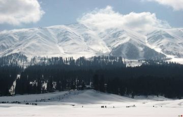 Amazing 4 Days 3 Nights pahalgam Trip Package