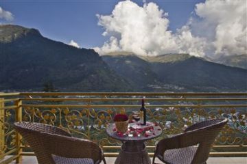 Ecstatic 4 Days Manali Snow Vacation Package