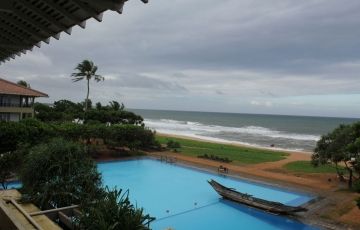 Magical 5 Days 4 Nights Colombo, Kandy and Nuweraeliya Tour Package