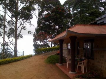 Family Getaway 3 Days Munnar Culture Holiday Package