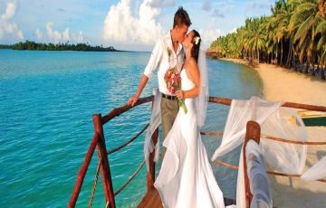 Magical 6 Days 5 Nights Munnar, Cochin, Athirappally with Thekkady Vacation Package