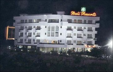 Heart-warming 3 Days 2 Nights Vaishnodevi Tour Package