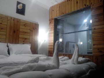 Pleasurable Srinagar Tour Package for 5 Days