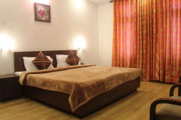 Heart-warming 4 Days Delhi to Kufri Trip Package