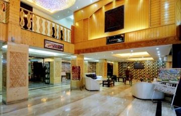 Amazing 4 Days 3 Nights Srinagar, Gulmarg and Pahalgam Tour Package