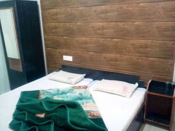 Family Getaway 5 Days Delhi to Kausani Weekend Getaways Trip Package