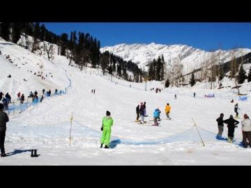 Amazing 4 Days Delhi to Manali Friends Tour Package