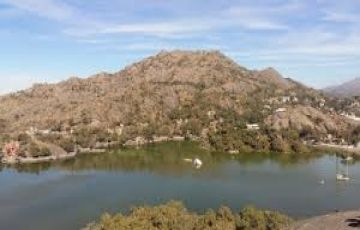 Beautiful 3 Days 2 Nights Mount Abu Heritage Tour Trip Package