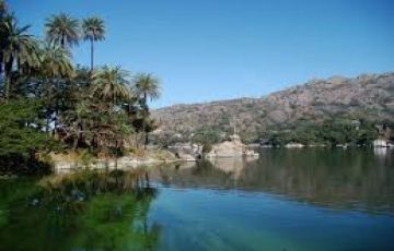 Beautiful 3 Days 2 Nights Mount Abu Heritage Tour Trip Package