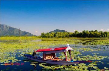 Magical 3 Days 2 Nights Srinagar and Gulmarg Vacation Package