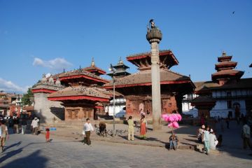 Beautiful 7 Days 6 Nights Kathmandu with Chitwan Tour Package