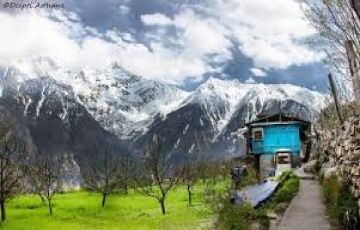 Beautiful 6 Days 5 Nights Sangla Honeymoon Vacation Package