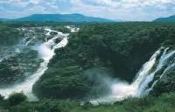 5 Days 4 Nights Ooty, Kodaikanal, Bangalore with Coonoor Tour Package