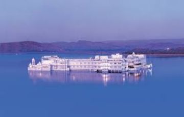 Family Getaway 3 Days 2 Nights Udaipur Offbeat Vacation Package